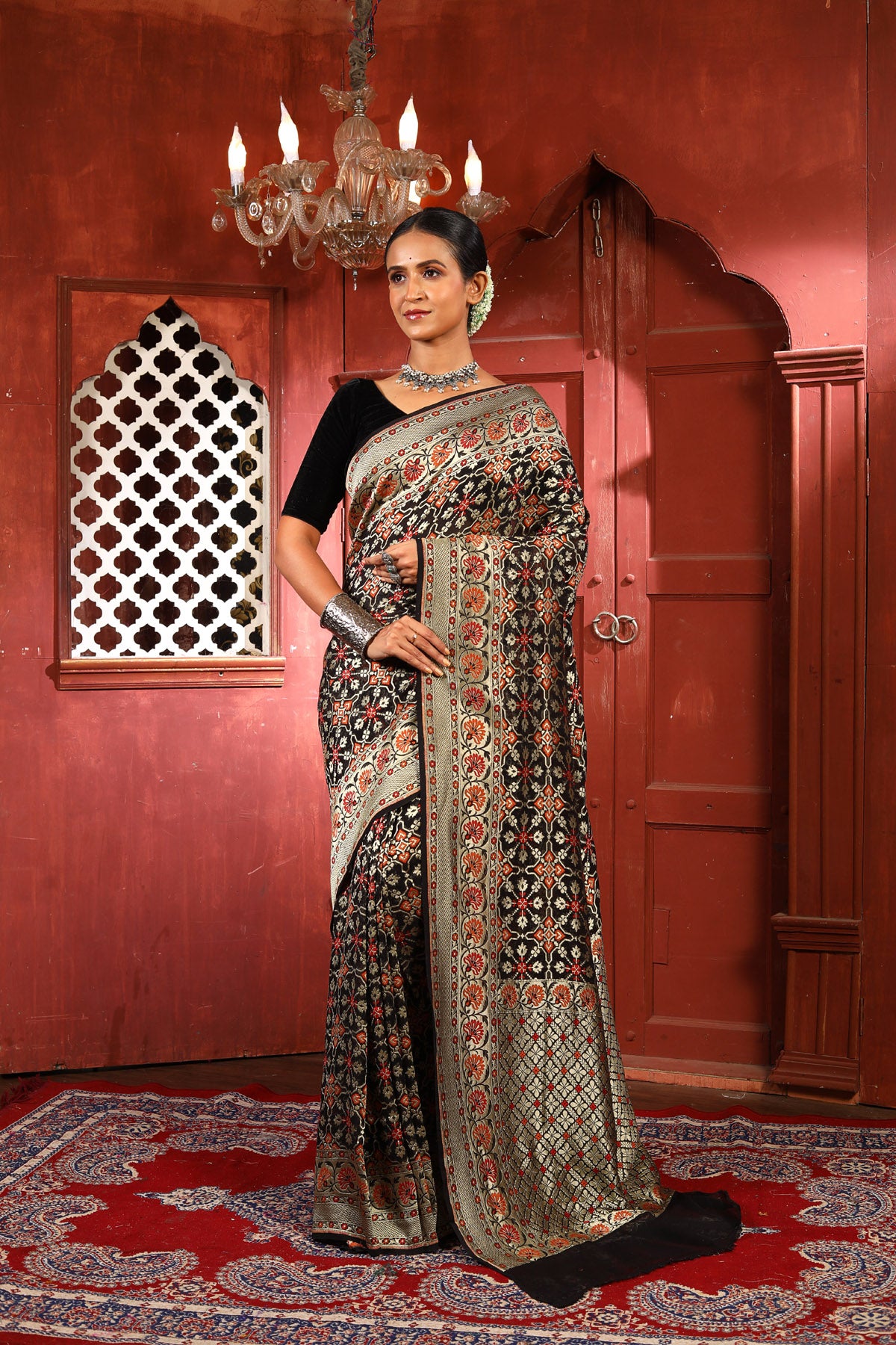 Black Multicolor Pure Chiffon Silk Khaddi Georgette Banarasi Handloom Saree with Zari work