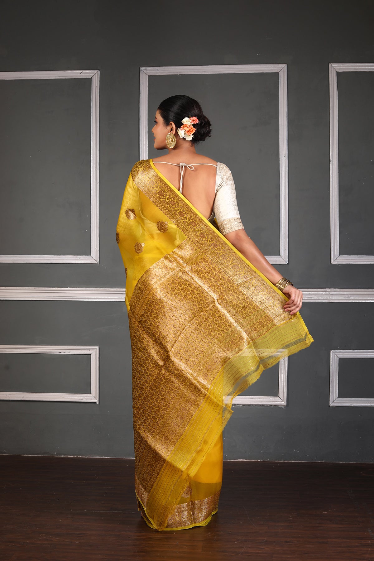 Yellow Pure Organza Silk Banarasi Handloom Saree with Zari work