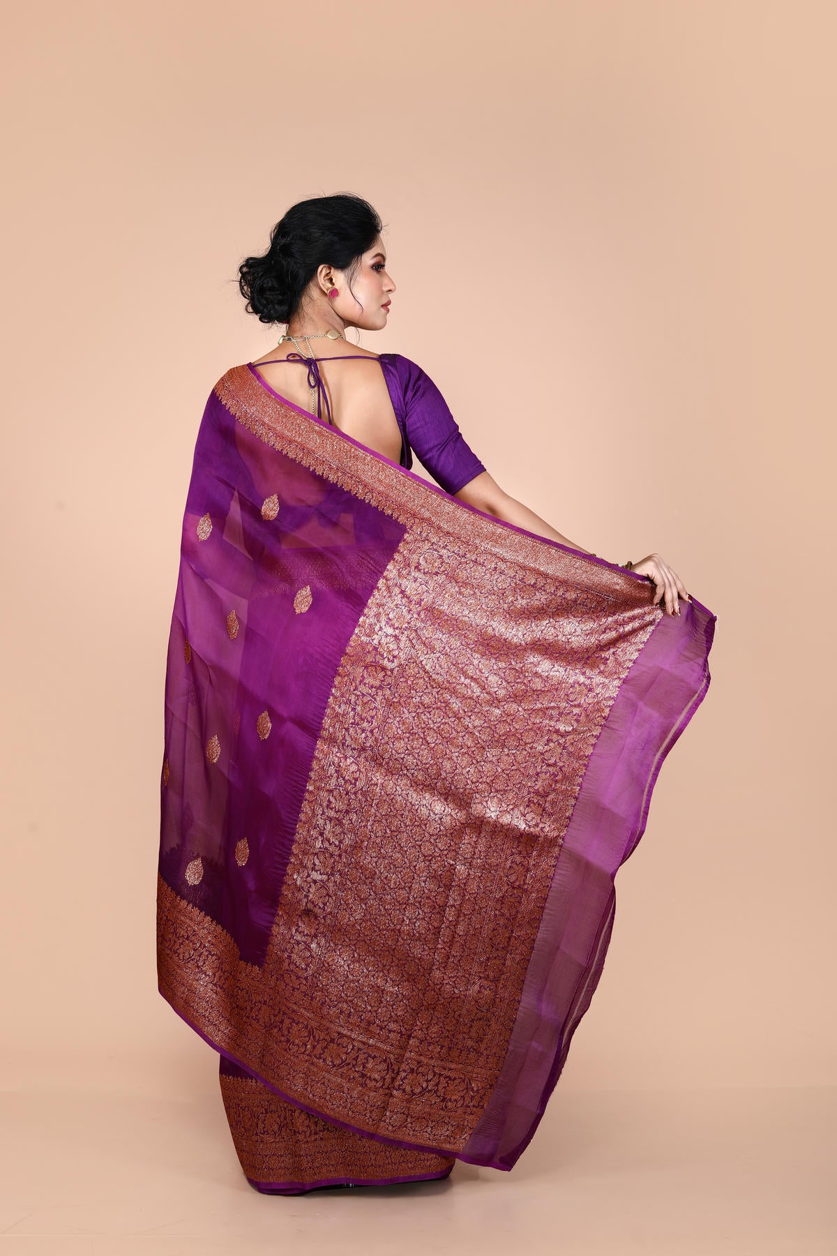 Magenta Pure Organza Silk Banarasi Handloom Saree with Zari work