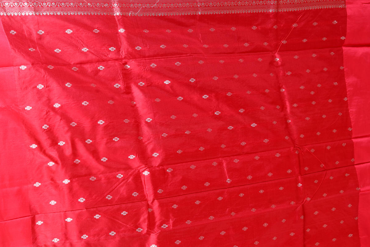 Red Magenta Pure Katan Silk Banarasi Handloom Saree with Zari work