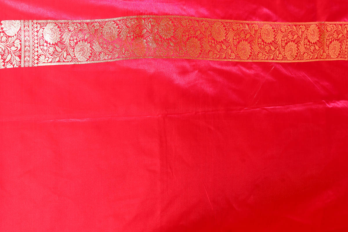 Green-Red Banarasi Semi-Silk Saree with Zari work