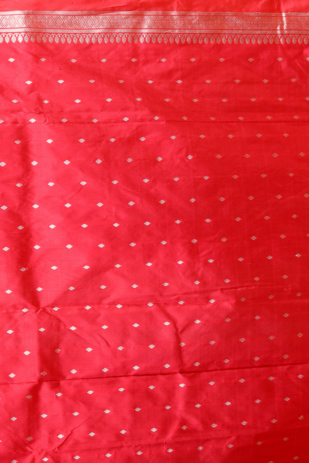Bottle Green-Red Pure Katan Silk Banarasi Handloom Saree with Zari work
